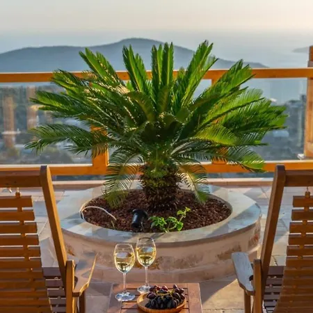 Sleeps 6 Pool Air Con Wifi Villa *