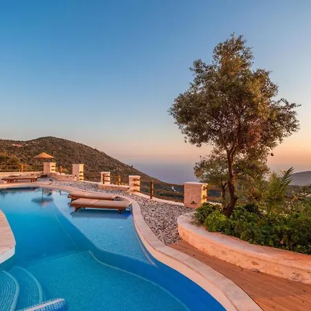 Villa Sleeps 6 Pool Air Con Wifi Kalkan